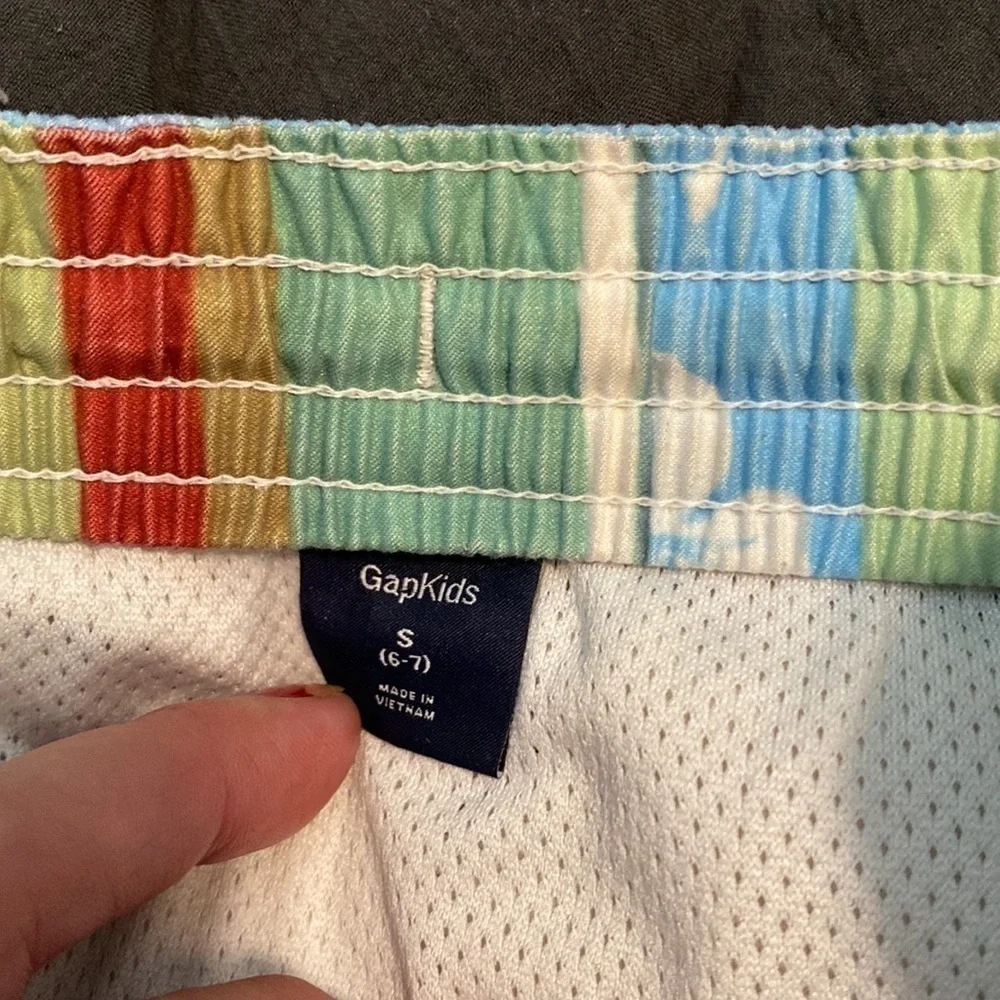 GAP G 86 Surf boys swim pocket trunks small 6/7